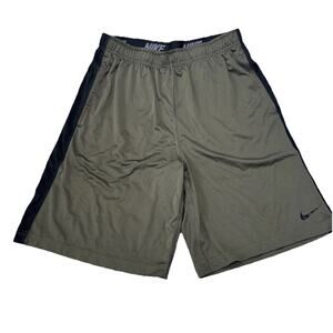 Nike Shorts Men’s Large Army Green Athletic Workout Active